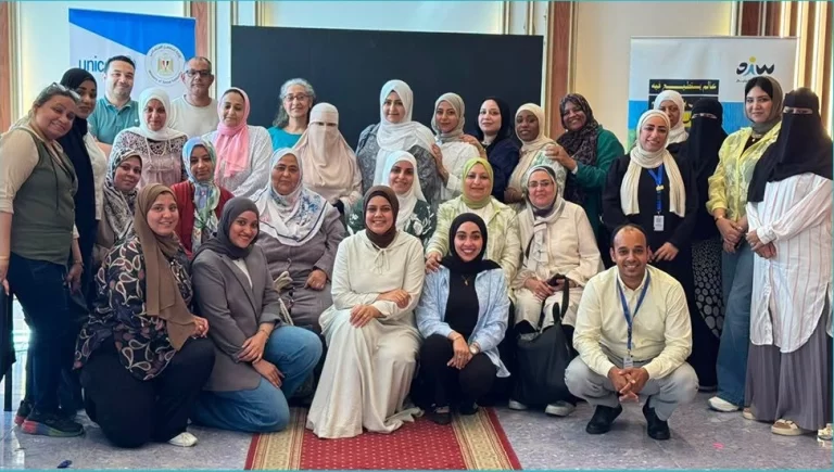 group_photo_only_3